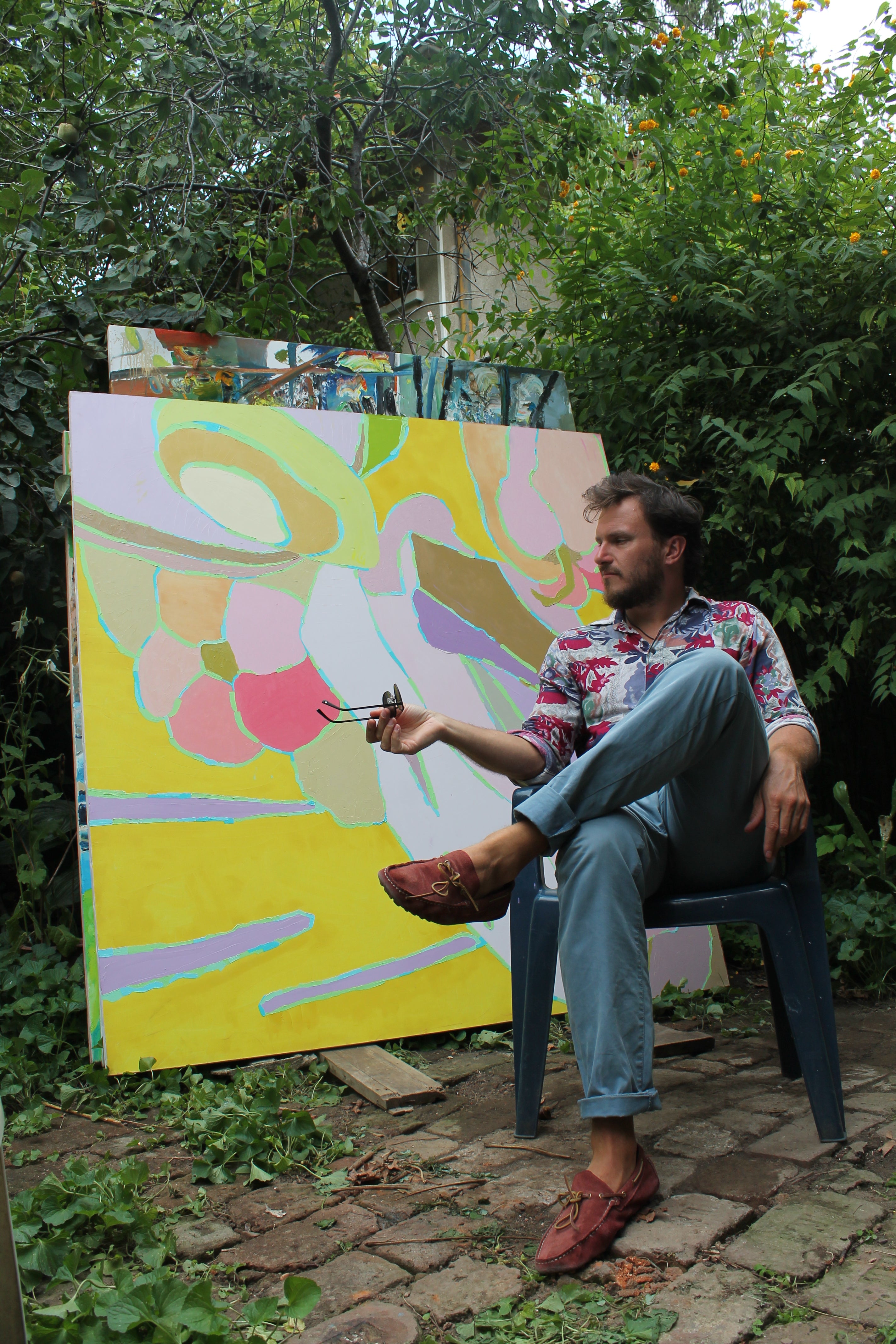 Abstract Composition, 170x160cm, oil on canvas, 2013 with the artist in front of it.